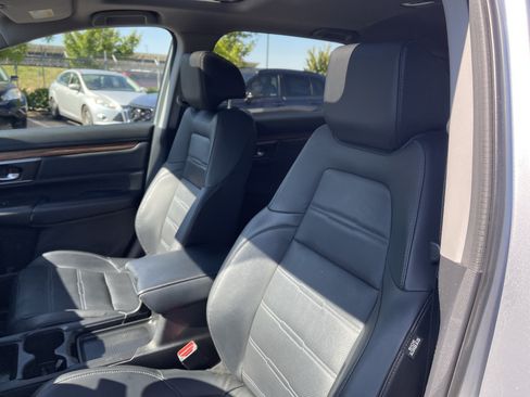 Used 2018 Honda CR-V Touring image 20