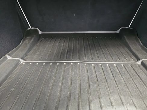 Used 2020 Tesla Model 3 RWD image 10