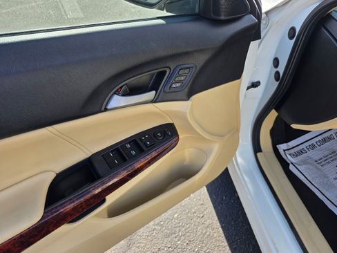 Used 2011 Honda Crosstour EX-L image 13