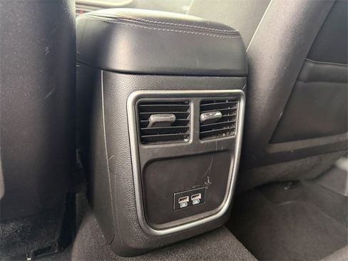 Used 2019 Dodge Charger GT image 11