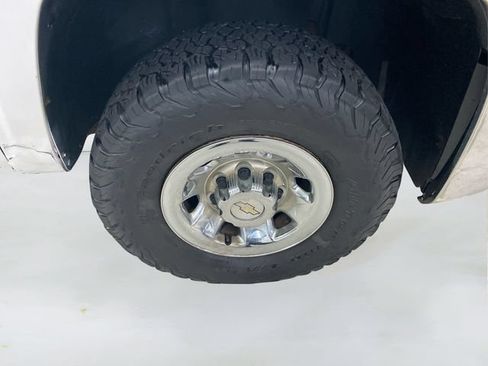Used 2007 Chevrolet Silverado 3500 W/T w/ Snow Plow Prep Package AWD/4WD image 16