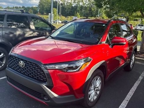 Used 2022 Toyota Corolla Cross LE FWD image 6
