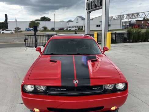 Used 2010 Dodge Challenger SRT8 w/ SRT Option Group II image 3