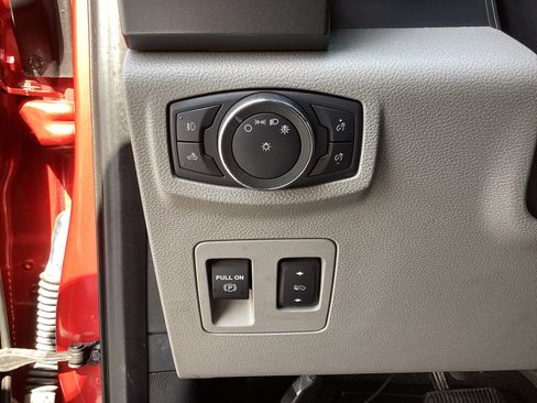 Used 2020 Ford F150 XLT w/ Equipment Group 301A Mid RWD image 24