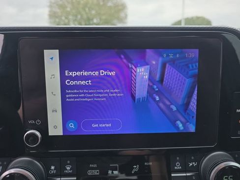 Used 2024 Toyota Highlander XSE image 23