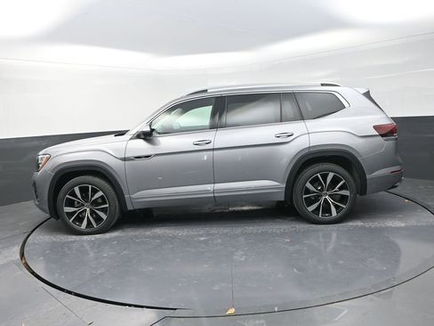New 2026 Volkswagen Atlas SEL Premium R-Line AWD/4WD image 6