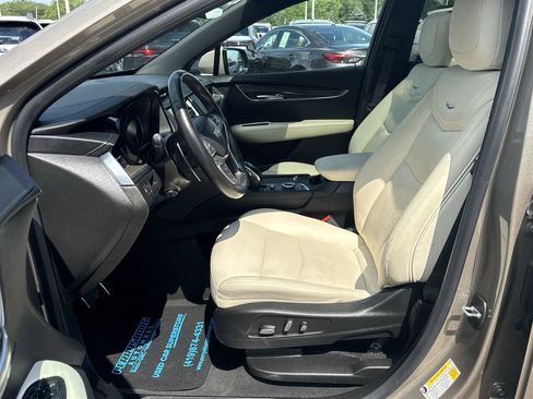 Used 2022 Cadillac XT5 Sportv image 19