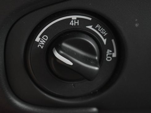 Used 2023 Nissan Frontier PRO-4X w/ Pro Convenience Package AWD/4WD image 30