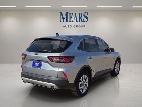 Used 2023 Ford Escape Active image 5