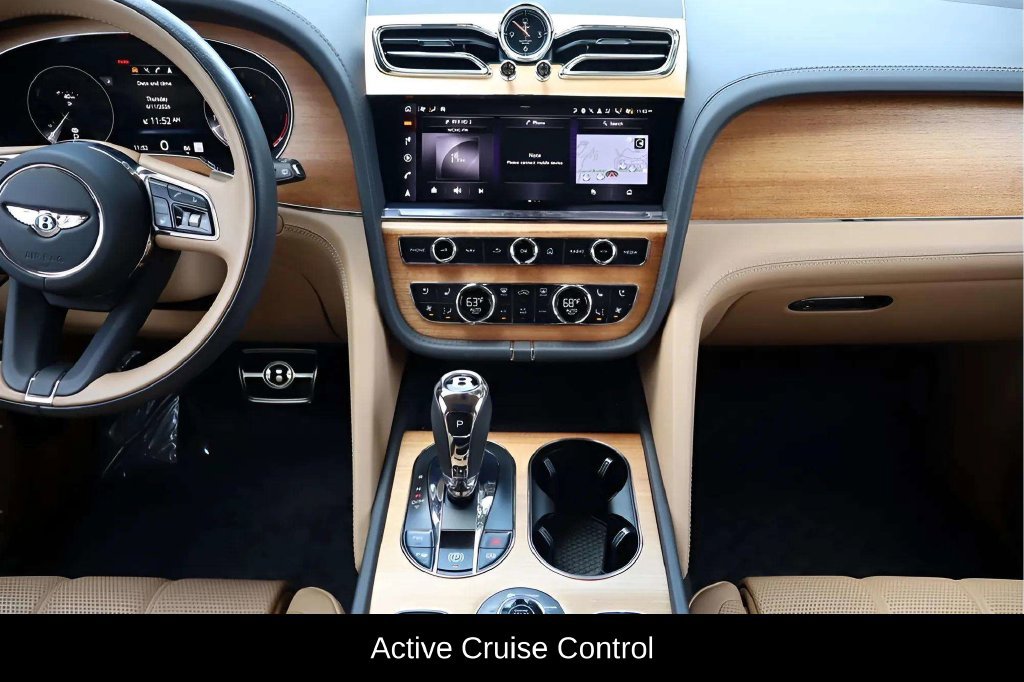 Used 2023 Bentley Bentayga Extended Wheelbase AWD/4WD image 12
