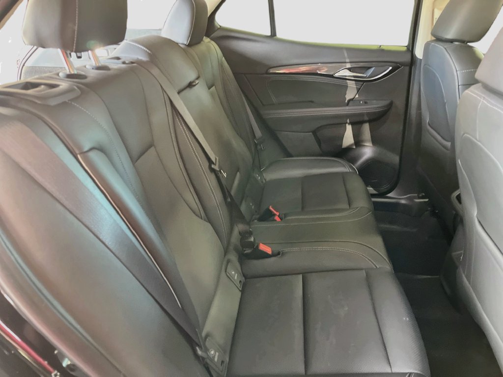 Used 2023 Buick Envision Essence AWD/4WD image 27