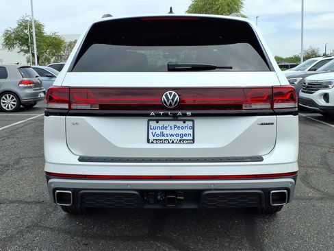 New 2026 Volkswagen Atlas Peak Edition AWD/4WD image 6