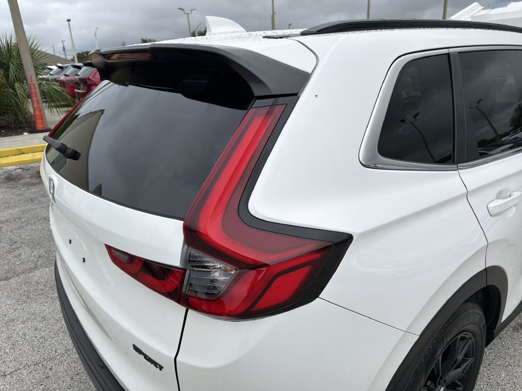 Used 2025 Honda CR-V Sport-L image 10