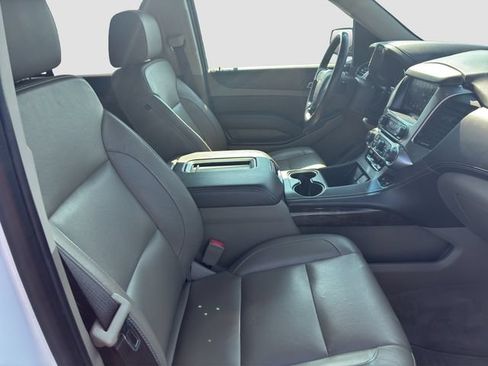 Used 2019 Chevrolet Tahoe LT AWD/4WD image 9