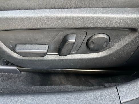 Used 2020 MAZDA CX-30 FWD w/ Preferred Package image 11