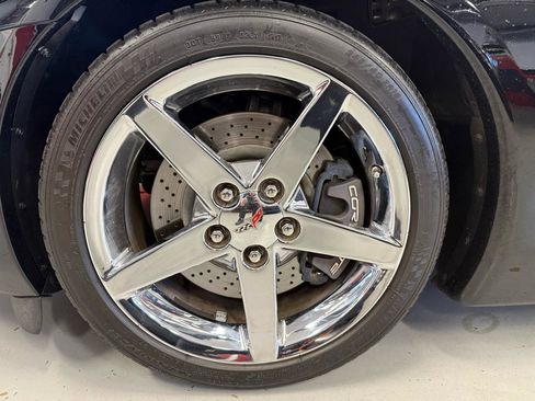 Used 2007 Chevrolet Corvette Convertible w/ Preferred Equipment Group image 22