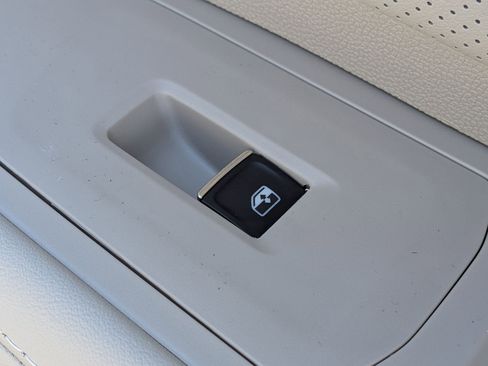 New 2026 Volkswagen Atlas SE image 35