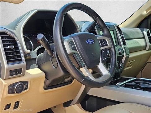 Used 2020 Ford F250 Lariat w/ Lariat Ultimate Package AWD/4WD image 9