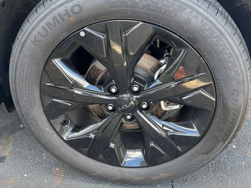 Used 2025 Kia Sportage X-Line w/ Premium Package AWD/4WD image 6