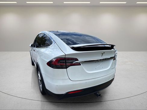 Used 2020 Tesla Model X Long Range AWD/4WD image 12