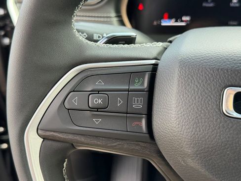 New 2026 Jeep Grand Cherokee L Limited image 18