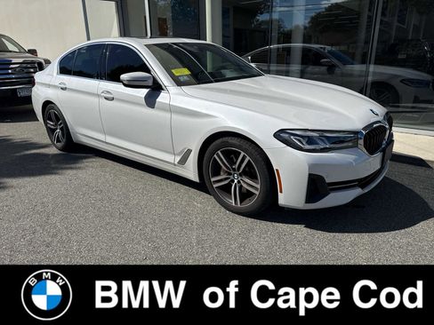 Certified 2022 BMW 530i xDrive w/ Convenience Package image 1