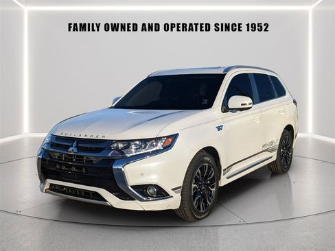 Used 2018 Mitsubishi Outlander GT image 9