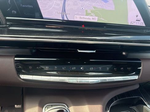 Used 2023 Cadillac Escalade V w/ Heavy-Duty Trailer Package image 8