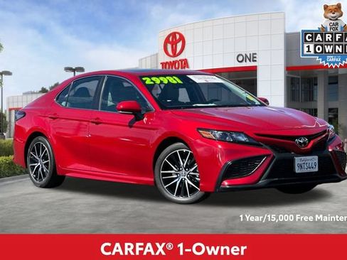 Used 2024 Toyota Camry SE w/ Cold Weather Package AWD/4WD image 2