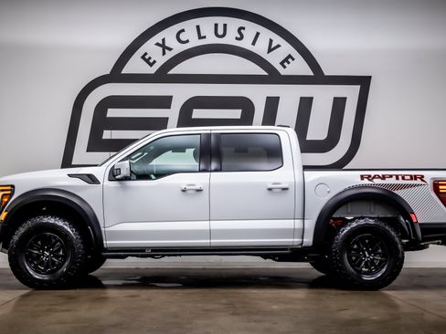 Used 2025 Ford F150 Raptor AWD/4WD image 6