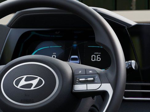 New 2026 Hyundai Elantra SE image 15