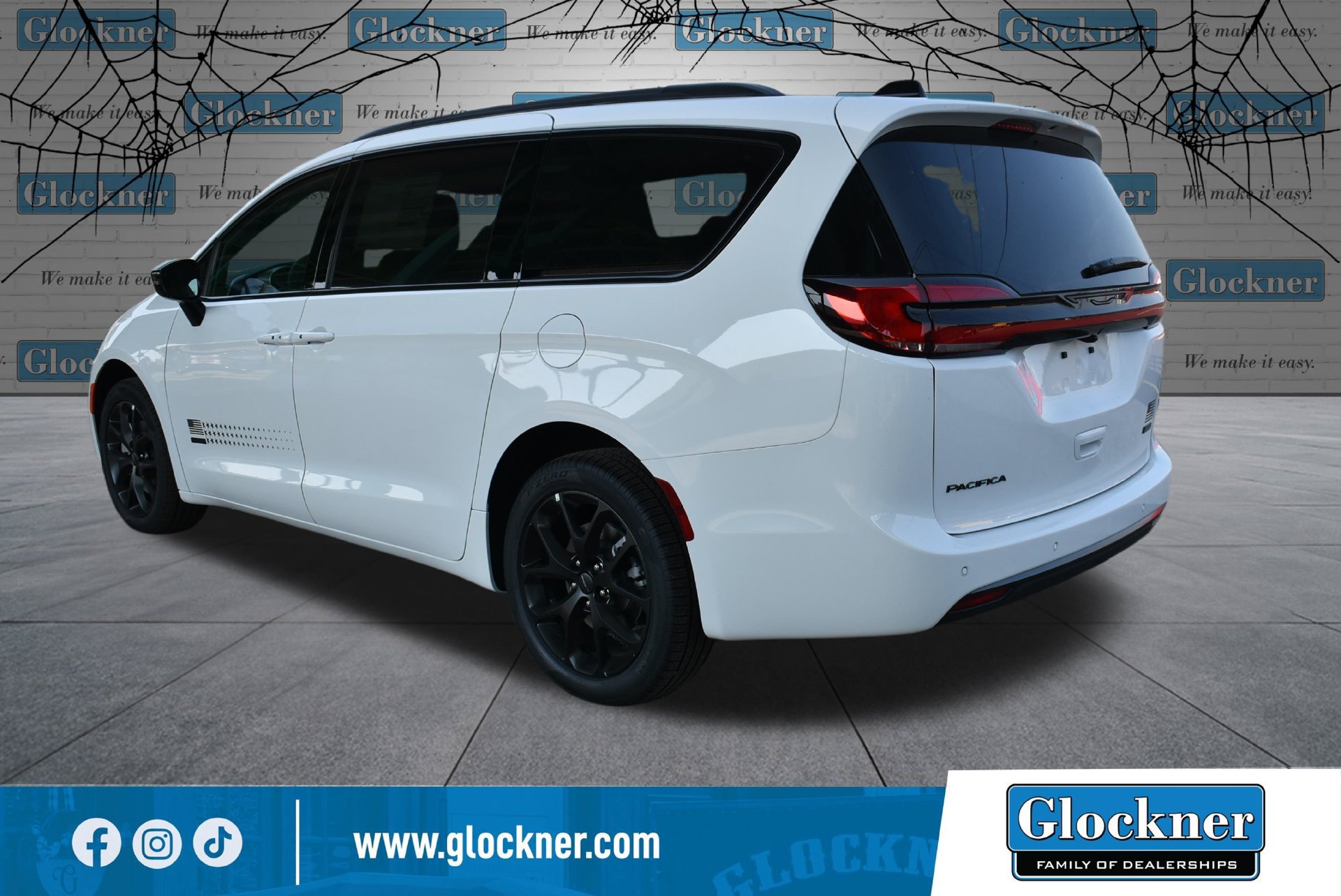 New 2027 Chrysler Pacifica Select AWD/4WD image 8