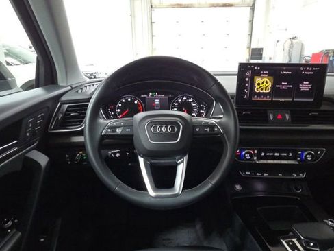 Used 2024 Audi Q5 2.0T Premium image 42