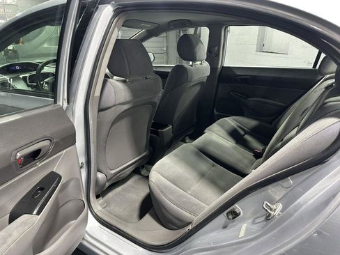 Used 2009 Honda Civic DX-VP image 25