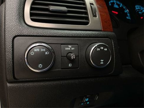 Used 2011 Chevrolet Silverado 2500 LTZ w/ Snow Plow Prep Package image 21