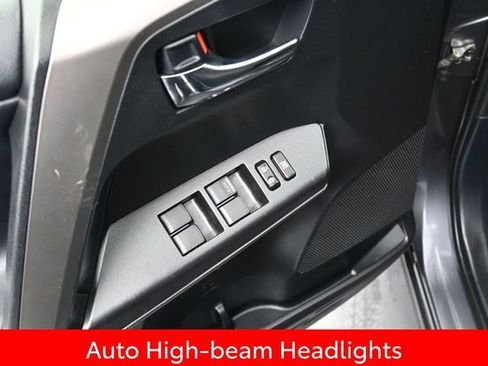 Used 2018 Toyota RAV4 XLE AWD/4WD image 20