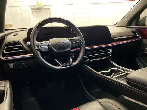 Used 2025 Chevrolet Traverse RS w/ LPO, Floor Liner Package image 17