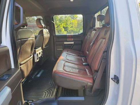 Used 2019 Ford F250 King Ranch w/ Chrome Package image 33