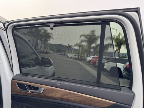 Certified 2024 Volkswagen Atlas SE image 36