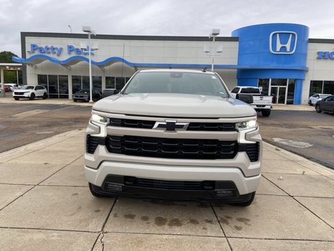 Used 2026 Chevrolet Silverado 1500 RST AWD/4WD image 3