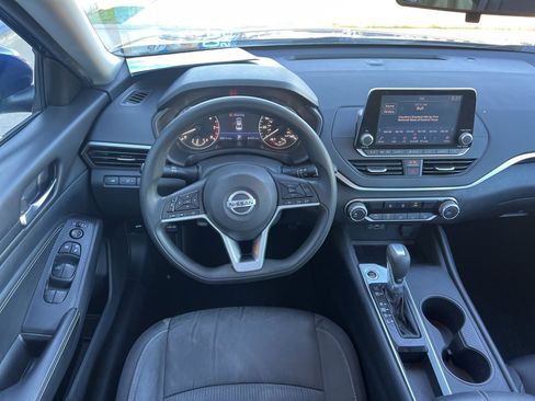 Used 2020 Nissan Altima 2.5 S image 18