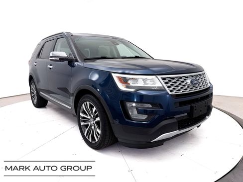 Used 2016 Ford Explorer Platinum AWD/4WD image 2
