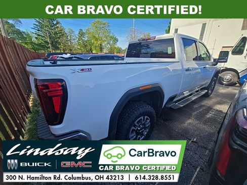 Certified 2022 GMC Sierra 2500 SLT w/ SLT Convenience Package AWD/4WD image 3