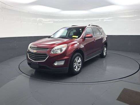 Used 2017 Chevrolet Equinox LT FWD image 3