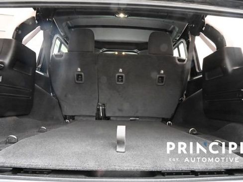 Used 2023 Jeep Wrangler Sport S image 12