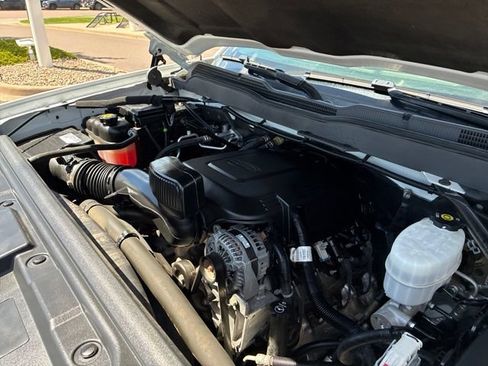 Used 2019 Chevrolet Silverado 2500 LT w/ LT Convenience Package AWD/4WD image 9