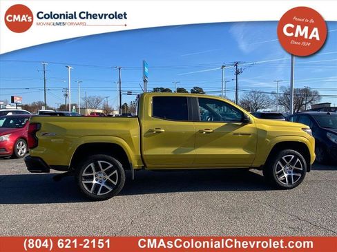 Used 2023 Chevrolet Colorado Z71 w/ Z71 Convenience Package 2 image 2