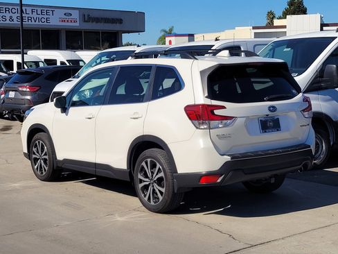 Used 2019 Subaru Forester Limited image 6