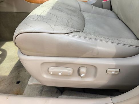 Used 2007 Toyota Avalon XLS FWD image 26