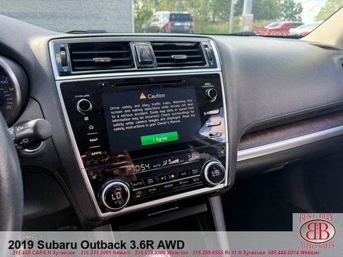 Used 2019 Subaru Outback 3.6R Limited AWD/4WD image 21